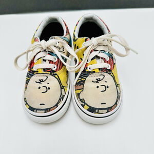 VANS Off The Wall Peanuts 2017 Charlie Brown Skateboarding Toddler Shoes Size 7